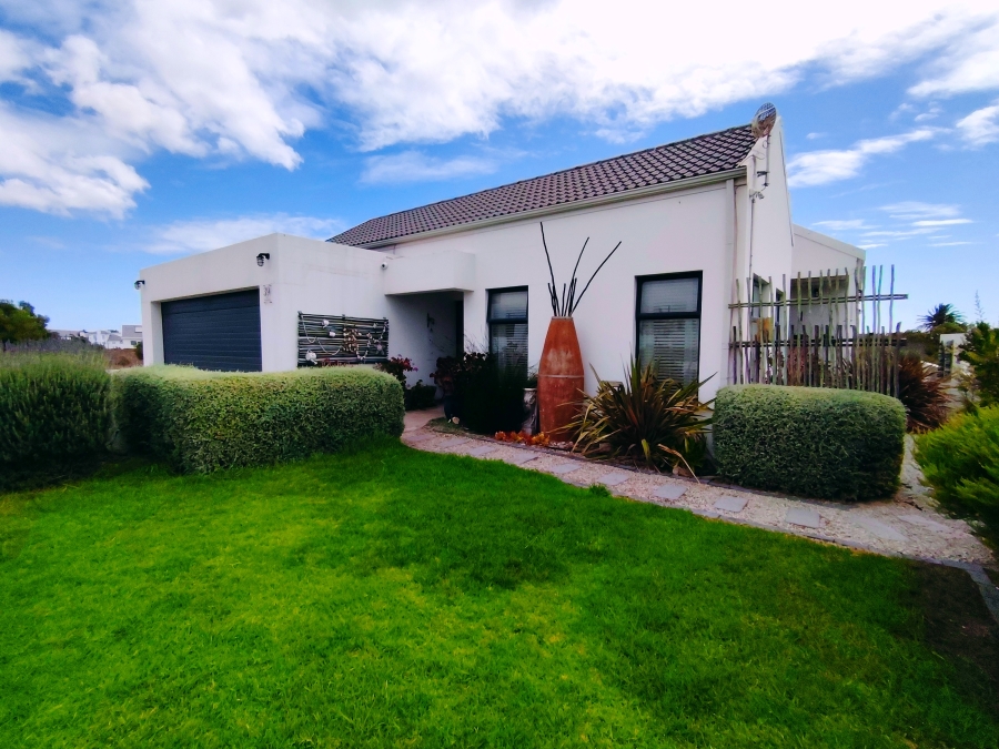 4 Bedroom Property for Sale in Shelley Point Western Cape